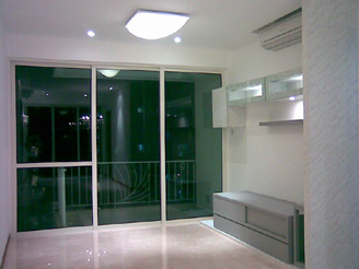 20060807livingroom.jpg